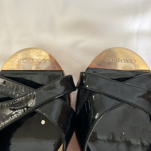Jimmy Choo Prima black patent leather wedge sandals/ size 38.5 - Picture 3 of 9